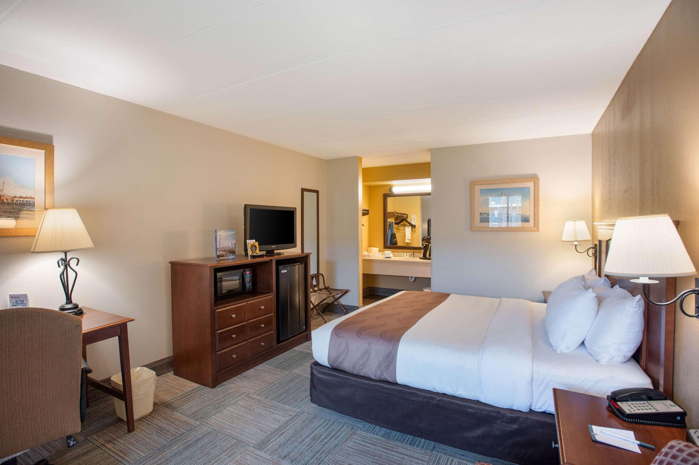 Quality Inn Easton Exterior photo