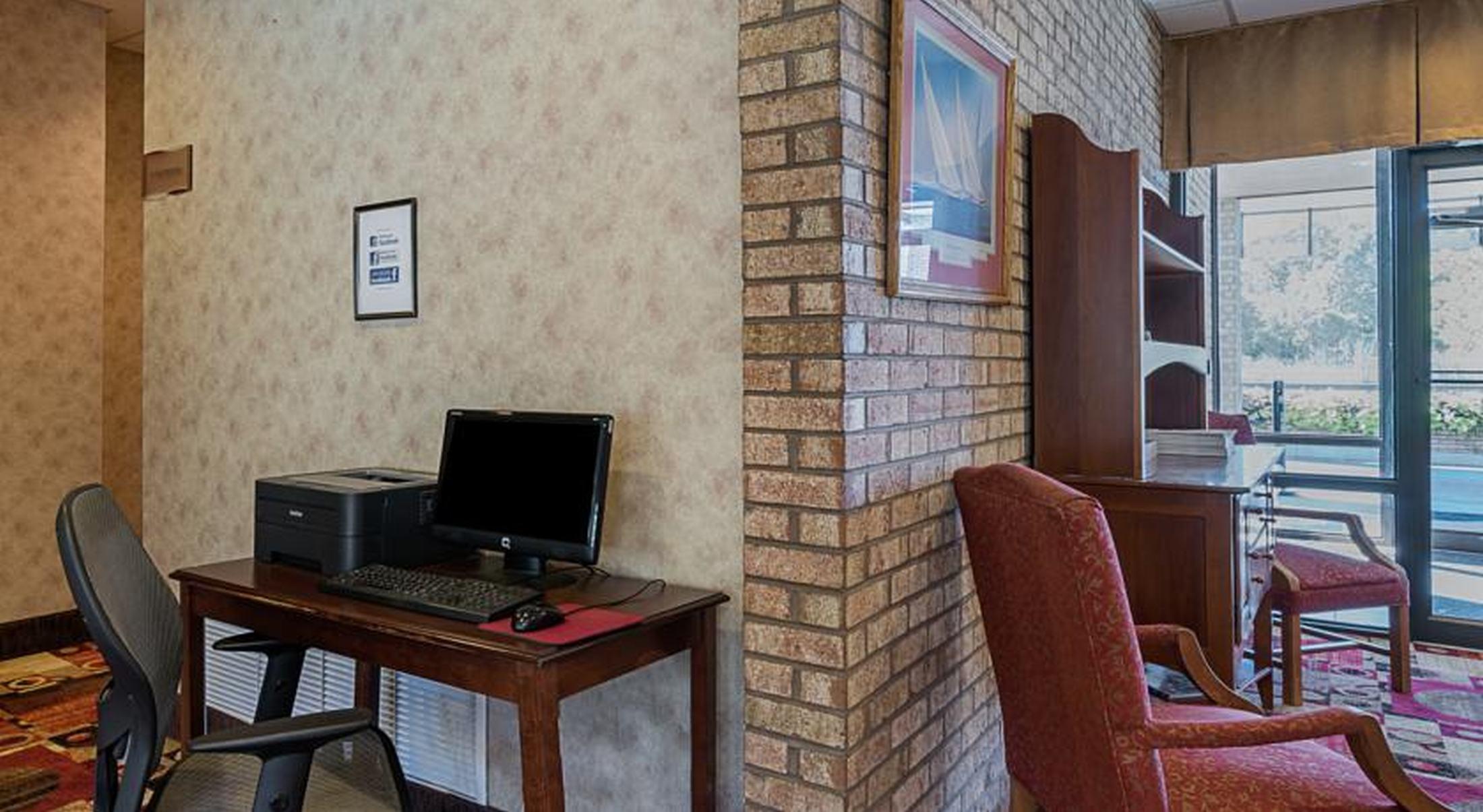Quality Inn Easton Exterior photo