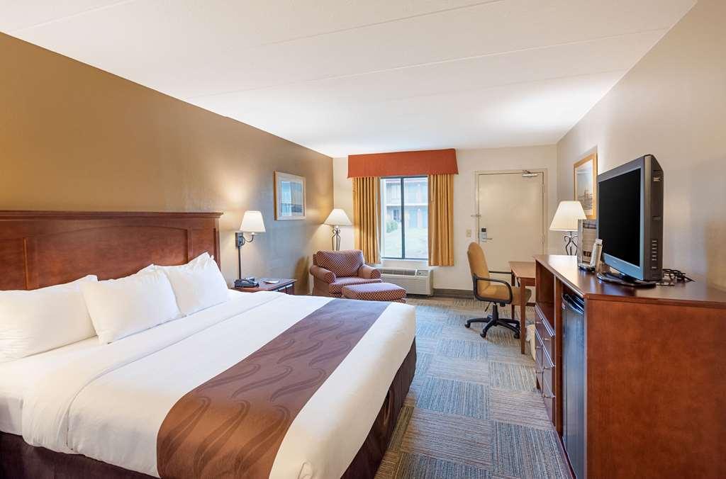 Quality Inn Easton Room photo
