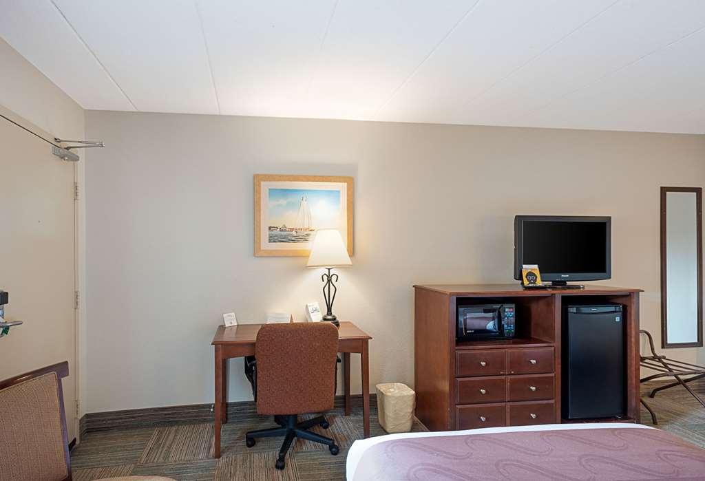 Quality Inn Easton Room photo